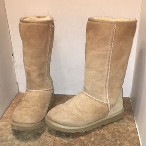 Ugg winter boots sz 5
